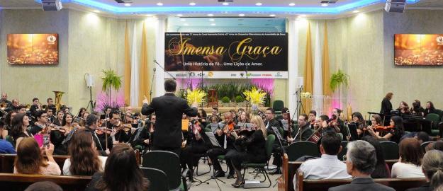 Coral e Orquestra celebram aniversário com Musical &quot;Imensa Graça&quot;