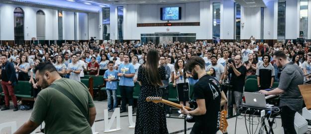 Mais de 2,5 mil adolescentes participam do 16º Congresso da UNIAADJO Mais de 2,5 mil adolescentes participam do 16º Congresso da UNIAADJO