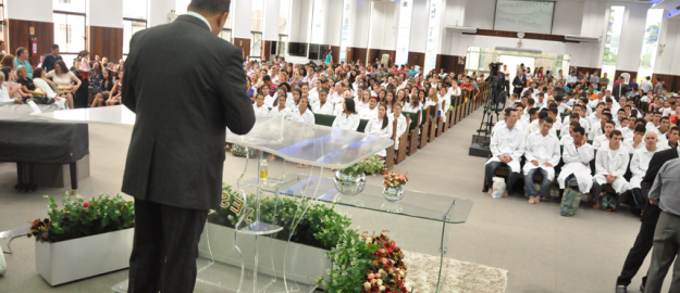 Primeiro Batismo de 2015 realizado na Sede da IEADJO